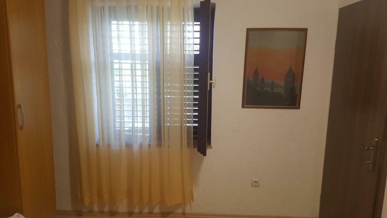 Apartment Lavanda Garden Раб Екстер'єр фото